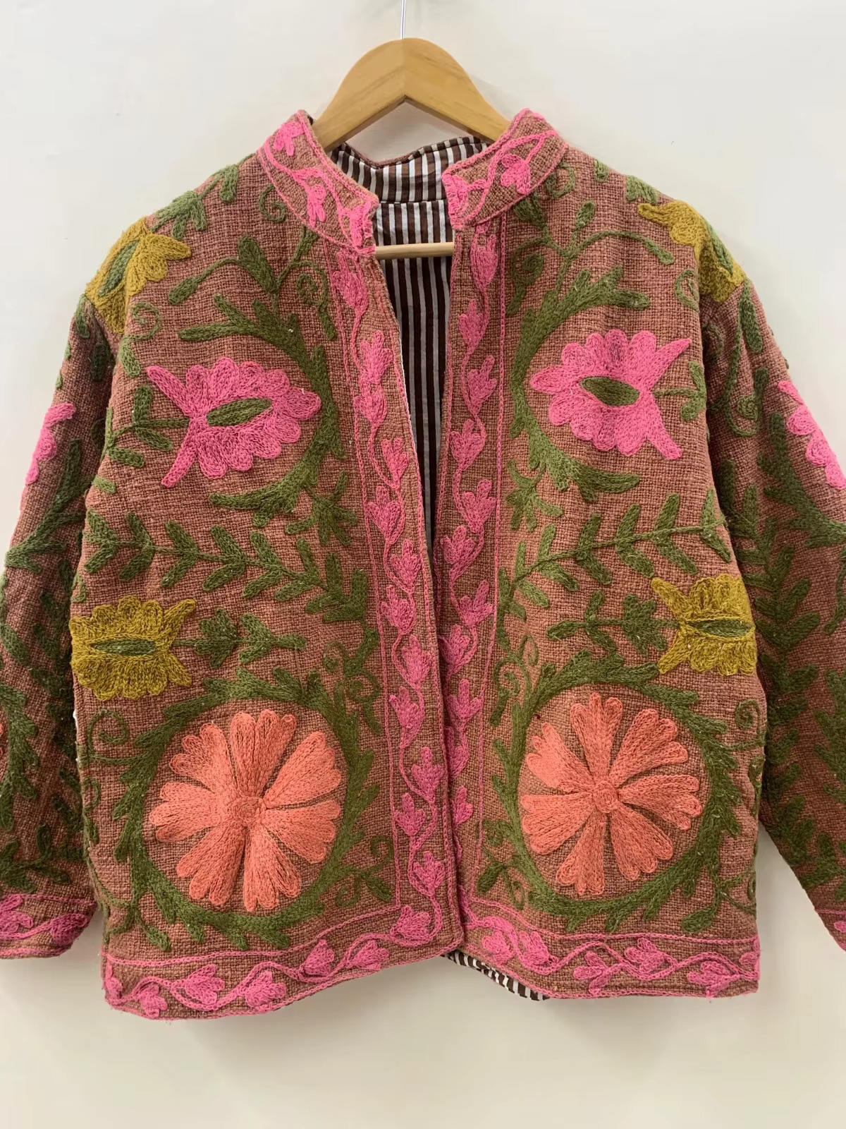 เช่นเดียวกับภาพ