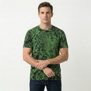เสื้อยืดคอกลมแขนสั้นผู้ชายสีเขียวลายไท-ได ทรงปกติ สไตล์ลำลอง ลายจุดถักนิตติ้ง - Product Image 2