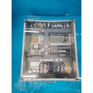 กล่องอุปกรณ์ Leybold PM1 UTILITY IF มือสอง สภาพเดิม อะไหล่อุปกรณ์เซมิคอนดักเตอร์รุ่นเก่า - Product Image 1