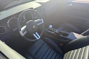 Ford Mustang GT Premium Convertible 2008 Usado, 8100 Millas, Transmisión Manual de 5 Velocidades, Motor V8, Color <span class=keywords><strong>Rojo</strong></span> Cereza Oscuro - Product Image 2