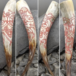 Luxury High Quality Animal Drinking Horn Polished Organic Material Natural Shape Eco-Friendly Customizable Logo Size - Product Image 1