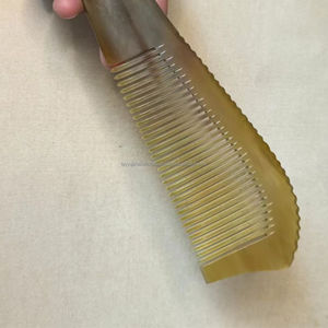 Peine de Cuerno de Color Natural para Todo Tipo de Cabello, Decoración Artesanal Exclusiva para el Hogar de Tayyab Handicraft de la India - Product Image 2