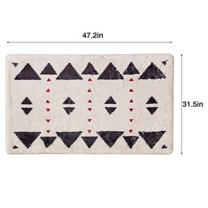 Tapis de bain géométrique moderne en chenille, rectangulaire, antidérapant avec support en caoutchouc, pour un confort ultime à la maison ou à l'hôtel - Product Image 3