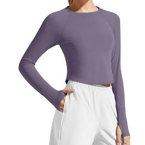 Hauts de yoga de qualité supérieure en gros à prix abordable, séchage rapide, respirants, teinture unie et design unique, hauts de yoga streetwear pour femmes - Product Image 3