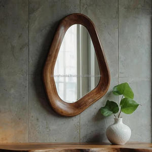 Espejo de Pared Moderno de Resina de Alta Demanda, Pulido, Ligero, Decorativo para Sala de Estar, Dormitorio, Pasillo, Disponible - Product Image 5