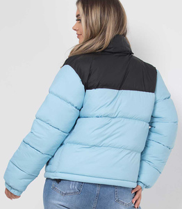 Chaqueta de invierno acolchada premium para mujer, ropa informal personalizada para exteriores, a prueba de viento, con cierre de cremallera y bolsillos laterales, abrigo para mujer - Product Image 2