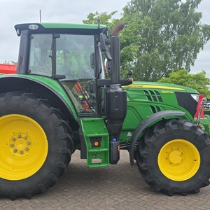Tractores John Deere 6140M 4WD con Cultivador Rotatorio, Motor y Motor Eléctrico, Maquinaria Agrícola de Alta Productividad - Product Image 1