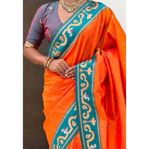ผ้าไหมซารีสีส้มลายปักแบบราชฮันส์ ซวาน พายทานี ผลิตโดยอีลิท วีฟส์ น้ำหนัก 650 กรัม เสื้อผ้าอินเดียและปากีสถาน - Product Image 2