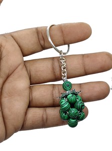 Llavero de cristal de alta calidad con piedra de malaquita en forma de uva, cuentas naturales, amuleto curativo, regalo para mujeres. - Product Image 3