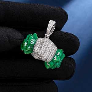 Collar con Colgante para Hombre de Plata 925 Bañado en Oro de 18K, con Moissanita VVS1 Personalizada, Diseño de Moneda con Esmalte, Estilo Iced Chunky de Lujo, Regalo para Fiesta - Product Image 3