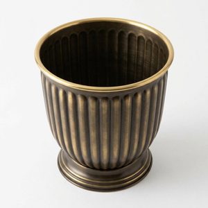 Nouvelle conception de jardinière en laiton de 24 cm pour la décoration de la maison, les hôtels et les mariages - Product Image 3