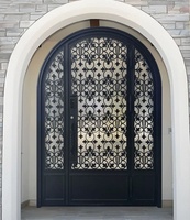 Porte d'entrée en fer forgé résistant à la rouille avec panneaux de verre à motifs géométriques – Conception facile à assembler pour les entrées.