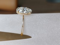 Bague de mariage ovale de luxe en or jaune 14 carats avec diamant de laboratoire de 3 carats, bord secret à biseau, certifiée IGI, pour mariée
