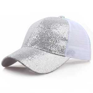 Gorra Unisex de 5 Paneles Ajustable, Estilo Urbano Moderno - Product Image 4