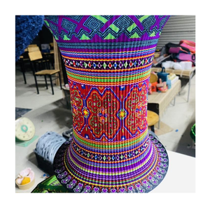 Lanterne en textile Hmong vietnamien, lanterne légère, broderie tribale faite à la main, décoration ethnique, lampe suspendue pour boutique, hôtel et magasin de cadeaux - Product Image 3