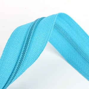 Fermeture éclair en nylon n°3, colorée, à extrémité fermée, à dents en plastique, pour patte de pantalon, vente en gros - Product Image 2