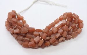 ลูกปัดมูนสโตนสีพีชทรงเหลี่ยมไม่สม่ำเสมอขนาด 7x10-8x12 มม. ลูกปัดมูนสโตนขัดเงา 16 นิ้ว ลูกปัดมูนสโตนสีพีชสำหรับทำเครื่องประดับ - Product Image 6