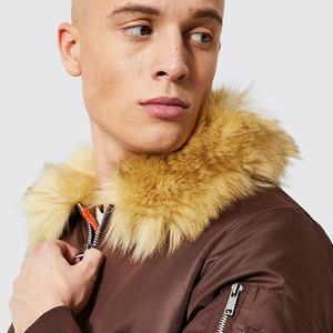 เสื้อแจ็คเก็ตฤดูหนาวผู้ชายสุดเท่ สไตล์วินเทจ ทอจากโพลีเอสเตอร์ 100% ปกพับได้ ให้ความอบอุ่น กันลม แห้งเร็ว ระบายอากาศได้ดี - Product Image 1