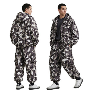 Conjunto de Chaqueta y Pantalones Cortavientos con Capucha de Camuflaje Extra Grande para Hombre, Corte Regular, Tejido de Poliéster, Traje Deportivo de Invierno con Bolsillos y Capucha - Product Image 1