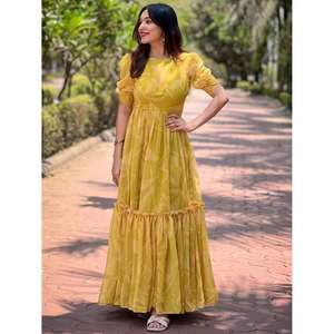 ชุดเดรสยาวพิมพ์ลายสีเหลืองเอวสูงแบบธรรมชาติ ซักได้ เป็นมิตรต่อสิ่งแวดล้อม สำหรับผู้หญิง แขนพอง คอกลม เหมาะสำหรับฤดูร้อน - Product Image 1