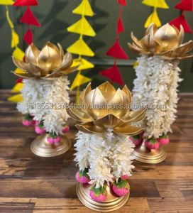 Candelabro Decorativo de Latón Hecho a Mano con Forma de Loto, Centro de Mesa para Bodas y Fiestas, Decoración de Mesa, Linterna, Portavelas Navideño, Decoración del Hogar - Product Image 2