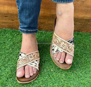 New Arrival Vintage Stylish Custom Design Women High Quality Real Genuine Cow Leather Cross Sandals Fashion Outdoor Flat Casual - Product Image 2