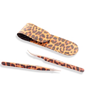 La pochette de protection garde la pince à épiler sûre et sécurisée conception portable compacte pour un rangement et un voyage faciles afin que la pince à épiler ne soit pas endommagée - Product Image 4