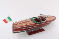Modelo de Lancha Italiana Riva Ariston Pequeña de 25 cm, Hecha a Mano en Madera Pulida y Pintada, Arte Folclórico, Decoración de Mesa, Ideal para Regalo o Souvenir