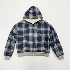 Sweat à capuche zippé pour homme en polaire doublée sherpa à carreaux, manches longues, avec logo personnalisé et poches, idéal pour l'automne et l'hiver - Product Image 1