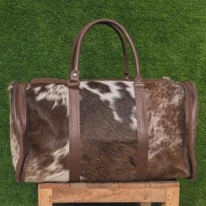 กระเป๋าเดินทางหนังแท้ลายขนสัตว์ ดีไซน์เนอร์ กระเป๋าถือแบบดัฟเฟิลสำหรับวันหยุดสุดสัปดาห์ กระเป๋าเดินทางขึ้นเครื่อง คุณภาพส่งออก OEM LHTB-0116 - Product Image 4