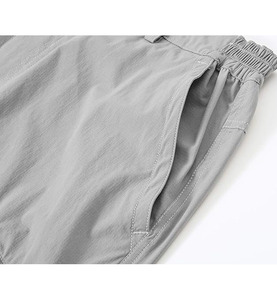 Shorts décontractés pour hommes en molleton 100 % coton, coupe classique, taille haute élastique, brodés, anti-plis, multi-poches, couleur et logo personnalisables - Product Image 4