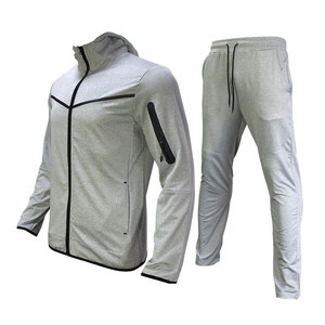 Survêtement de football entièrement personnalisé de haute qualité, tenue de jogging par sublimation, survêtement tissé confortable pour homme, tenue décontractée d'équipe - Product Image 5