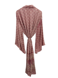 Kimono de seda Bridel con patchwork, túnica larga para cubrir el bikini, ropa de noche, hecho a mano, estilo vintage indio, kimono de sari de seda reciclada. - Product Image 3