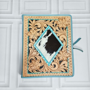 Portafolio de Cuero de Lujo con Grabado en Relieve, Diseño Moderno con Incrustaciones de Piel de Vaca y Borde Verde Azulado, Impermeable, con Accesorios de Alta Calidad - Product Image 1