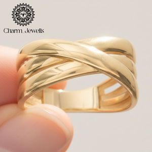 Anillo de Compromiso de Plata con Moissanita Charm Jewells, con Engaste de Puntas Chapado en Oro de 14K, Diseño Geométrico Minimalista, Unisex, para Uso Diario - Product Image 2