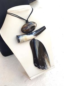 Pulsera de Cuerno de Búfalo Hecha a Mano con Cuentas, Joyería en Tonos Tierra, Regalo de Lujo Unisex, Estilo Natural, Bohemio y Minimalista - Product Image 2