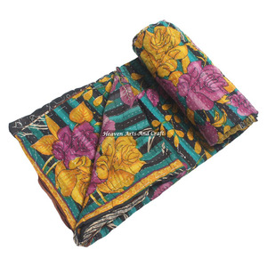 Colcha Kantha 100% Algodón, Hecha a Mano, con Patrón Impreso Vintage, Lavable, Manta para Cama, Origen India (Rajasthan), Venta al Por Mayor - Product Image 1