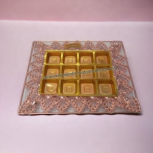 Vente en gros de dernier design Plateau en métal Plateau de service luxueux au chocolat et aux sucreries Parfait pour les fêtes, les vacances et plus encore - Product Image 5