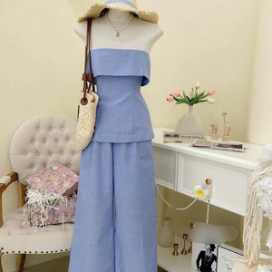 Ensemble deux pièces long d'été pour femme, décontracté, ajusté, confortable, en coton naturel uni, avec détails discrets, tendance et lavable - Product Image 2