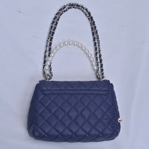 Sac à bandoulière en cuir PU matelassé bleu marine avec motif losanges, doublure en polyester, chaîne de perles, style féminin, fermeture à fermoir pour femme - Product Image 5