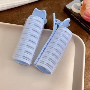 Rouleau à cheveux en plastique bleu mignon sans chaleur pour des franges volumineuses et des boucles légères, idéal pour le coiffage - Product Image 2