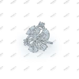 Anillos Modernos de 10kt con Circonita Creada en Laboratorio para Bodas, Compromisos y Ocasiones Especiales - Product Image 3