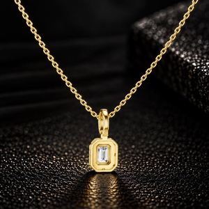 Pendentif en diamant de laboratoire taille émeraude, or massif 14K, avec halo pavé, 1,40 carat DEF VVS, certifié IGI, pour fiançailles, ODM - Product Image 5