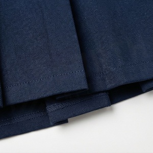 Jupe plissée courte pour femme, couleur unie bleu marine, taille normale, style confortable pour toutes les saisons - Product Image 6