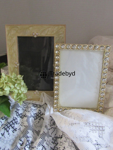 Marco de Fotos Metálico Moderno, Decoración Premium para el Hogar por Tradebyd - Product Image 2