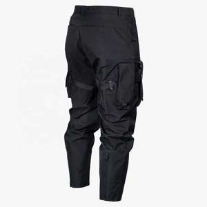 Pantalon Techwear Homme Personnalisé Imperméable Tactique Cargo Multi-poches Cyberpunk Streetwear avec Bretelles Fonctionnelles Joggers - Product Image 4