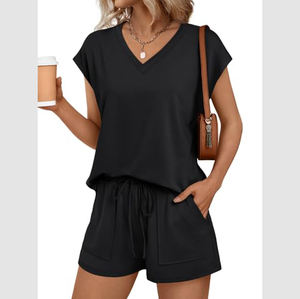 Conjunto de Verano para Mujer, Diseño Atractivo con Cintura Negra, Dos Piezas, Shorts, Top con Cuello en V, Cintura Alta Elástica - Product Image 4