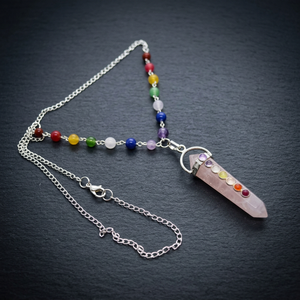 Venta al por mayor 7 Chakra cuentas de piedras preciosas cuarzo rosa doble punto colgante collar piedras naturales cristal artesanía mujer joyería de moda - Product Image 1