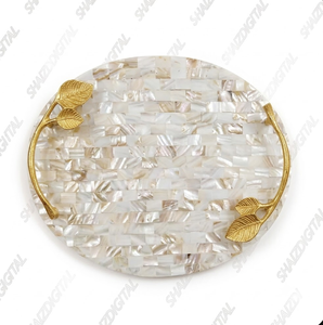 Bandeja Decorativa Ovalada con Incrustaciones de Madreperla y Asas de Hoja de Oro, Estilo Costero para Bodas - Product Image 1