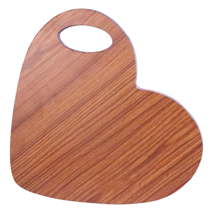 Planche à découper en bois artisanale moderne pour couper le fromage et la viande, en forme de cœur, planche à découper et à charcuterie, accessoires de cuisine - Product Image 3